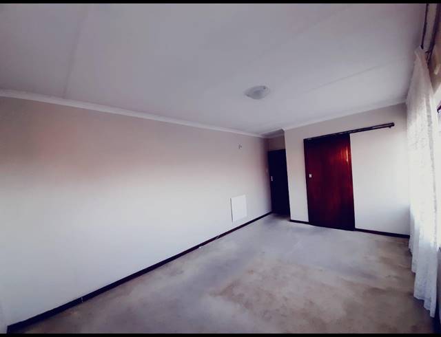 3 BEDROOM FREESTANDING FOR SALE IN MOUNTAIN RISE